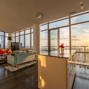 Unbelievable Penthouse View With 3 Bedrooms Toronto