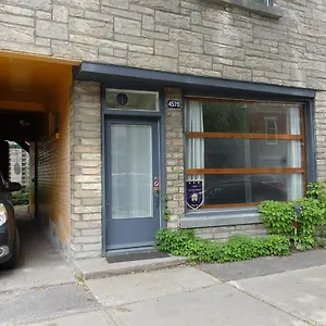 à Coté Montréal